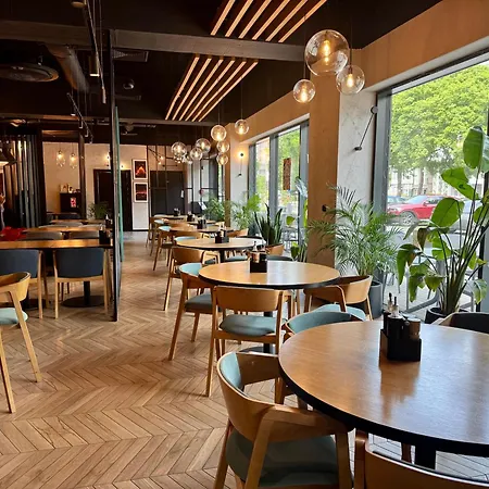 Kasprowicza 20 Basen Parking Wi-fi Apartment